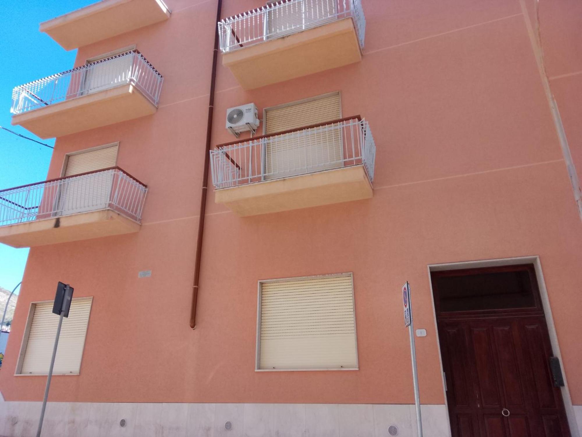 Casa Vacanze Ferro Trapani Exterior foto